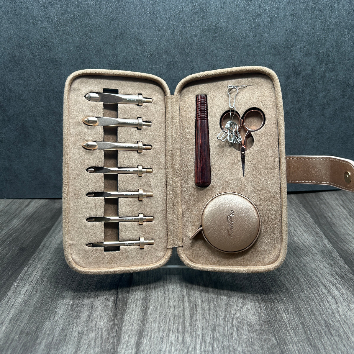 Oasis Interchangeable Crochet Hook Set