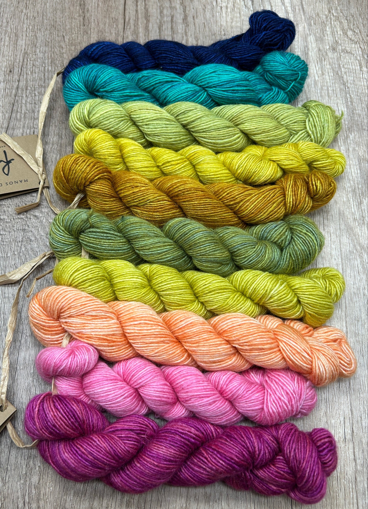 Juniper Cowl Kit by Toni Lipsey